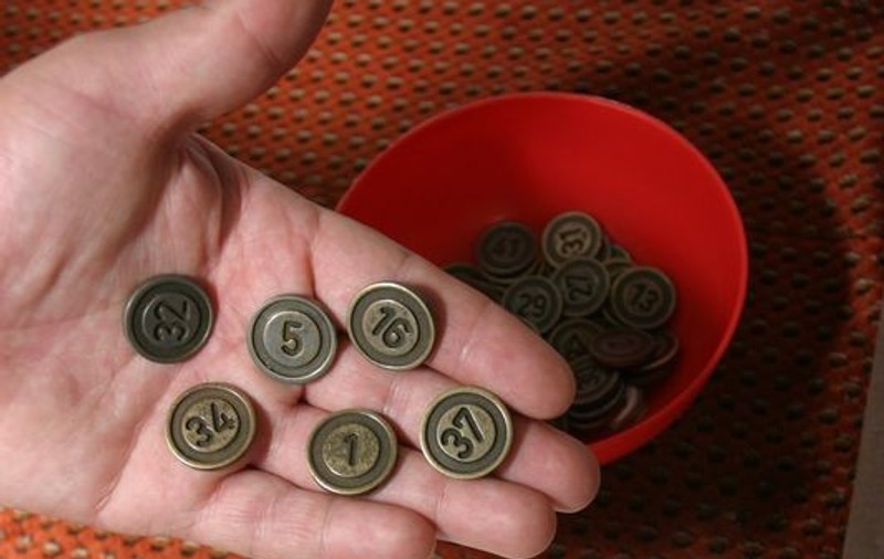 Premiu de peste 3,6 milioane de euro la Loto 6/49