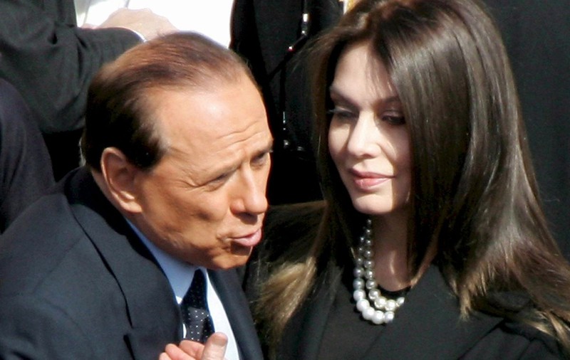 Silvio Berlusconi trebuie să primească 60 de milioane de euro de la fosta soție, Veronica Lario