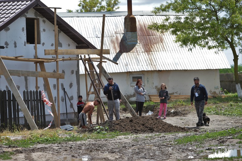Lucrul la casa din Sarinasuf a început în primăvara aceasta