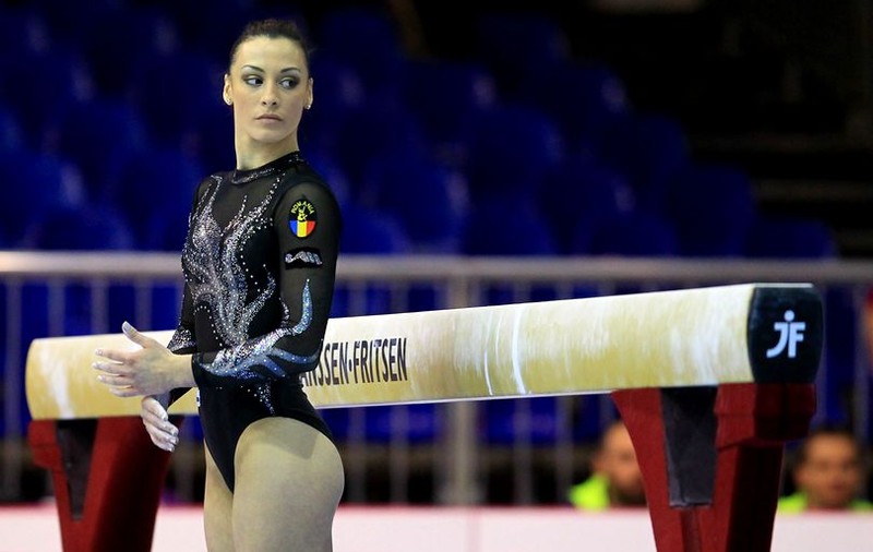 Cătălina Ponor redevine zeița de la Atena printr-o transformare spectaculoasă de look