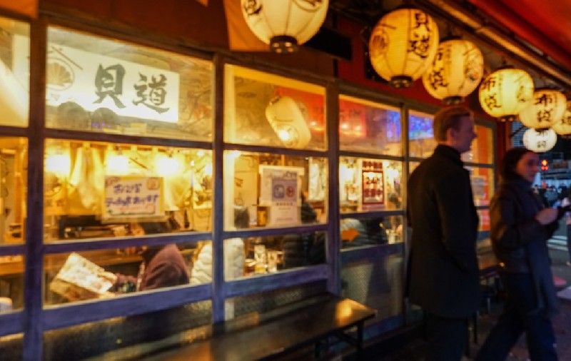 Un restaurant interzice accesul acestor clienți, în Tokyo: „Se plâng prea mult”