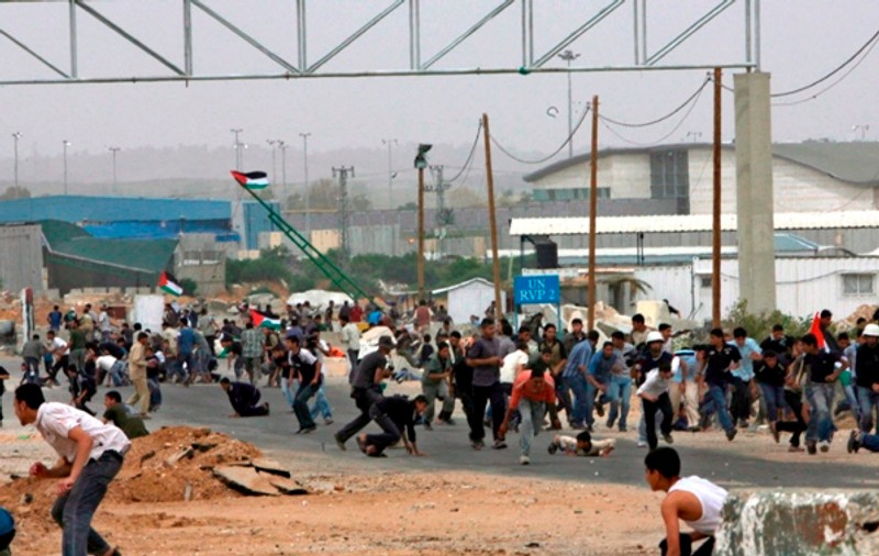 4 familii de români din Gaza au ajuns în punctul de frontieră de la Erez