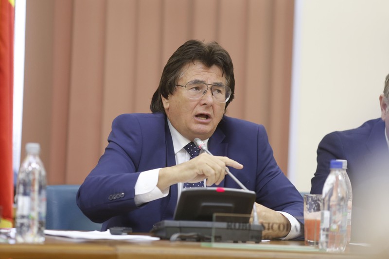 În 2019, primarul Nicolae Robu a interzis difuzarea de manele în domeniul public al Timișoarei și instalarea de grătare | Foto: Hepta