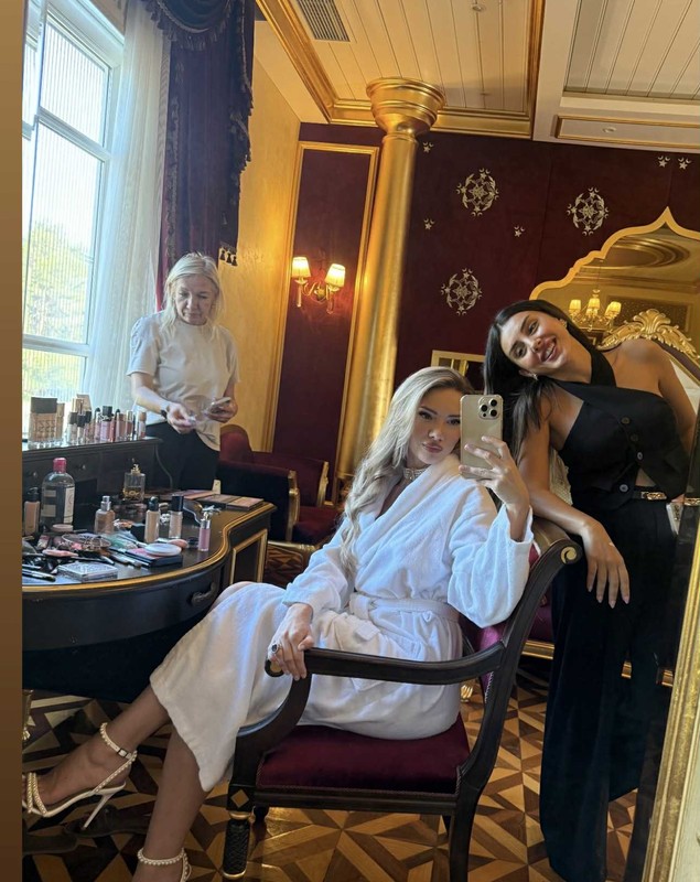 Imagini de la nunta Otiliei Bilionera cu Bekir Ali. Petrecerea a avut loc la restaurantul unui hotel de cinci stele, într-o zonă cu specific otoman