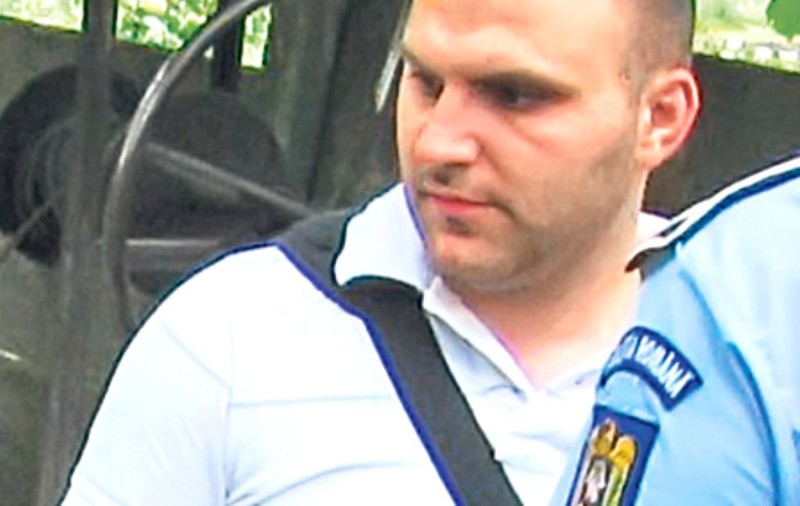 Codruț Oprea, polițistul lovit cu o sticlă în cap de un interlop, este în comă de 8 ani. ”E o legumă!”