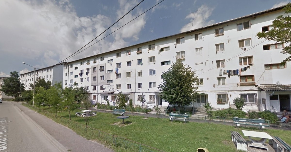 Incendiu într-un bloc din Pucioasa. Foto ilustrativă: Google Maps