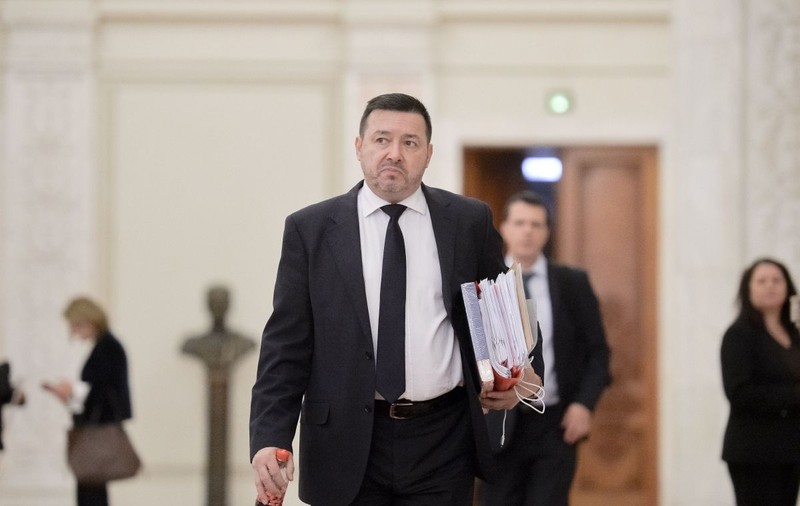 ”Deputatul mitralieră” Cătălin Rădulescu a fost exclus din PSD. La fel, Roxana Paţurcă, Adrian Todor şi Dan Ciocan