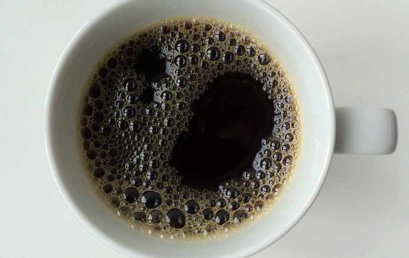 BEI PREA MULTĂ CAFEA? VEZI CUM ÎŢI DAI SEAMA!