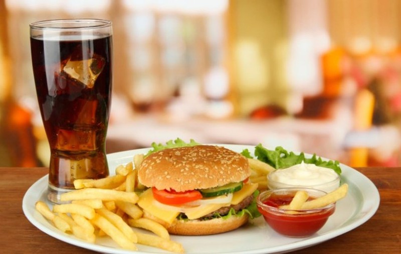 Alimente pe care un nutriţionist nu le-ar mânca niciodată