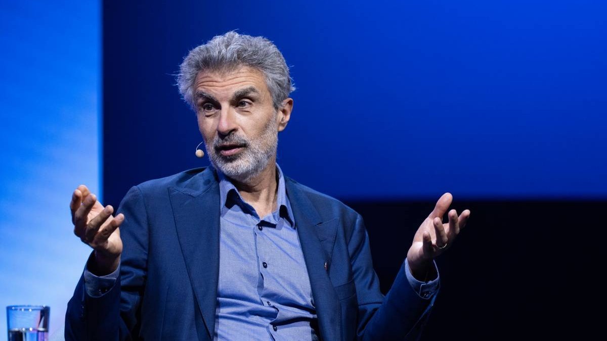 Yoshua Bengio, cel supranumit „părintele” Inteligenței Artificiale.