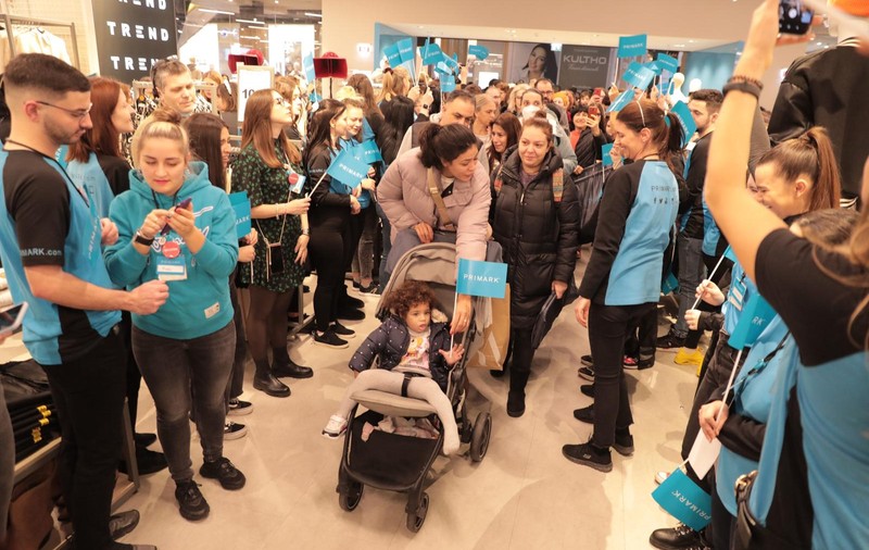 Retailerul de fashion Primark a deschis primul său magazin din România