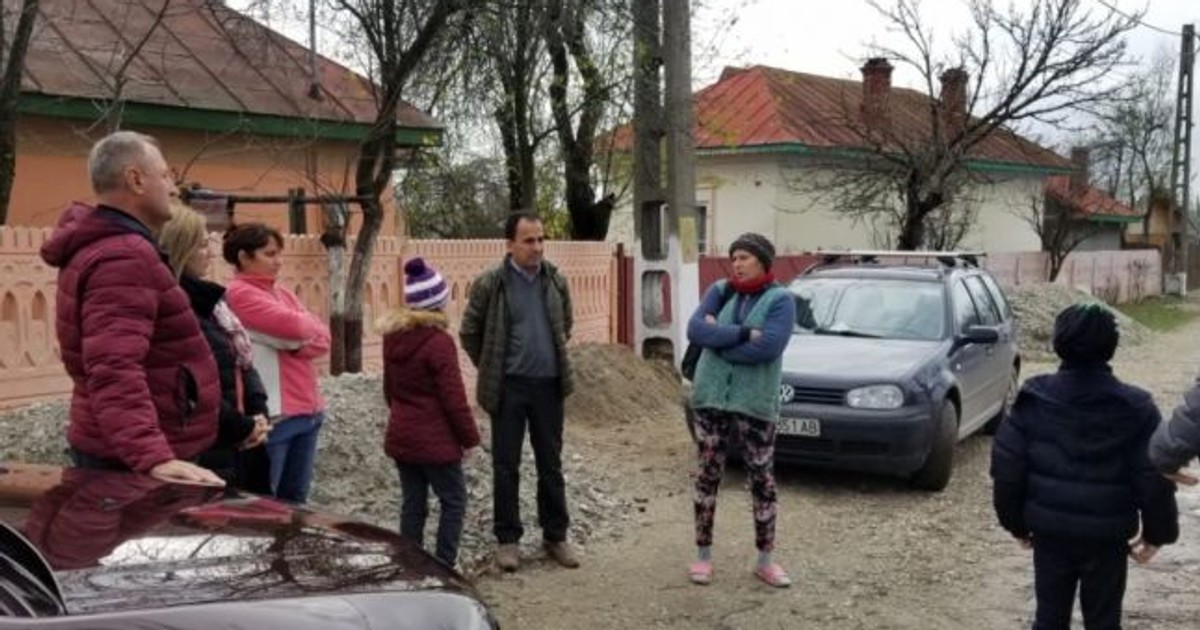 Elevi de clasele primare, agresați la școală! „M-a dezbrăcat în fundul gol”. Directoarea: „Nu sunt responsabilă”