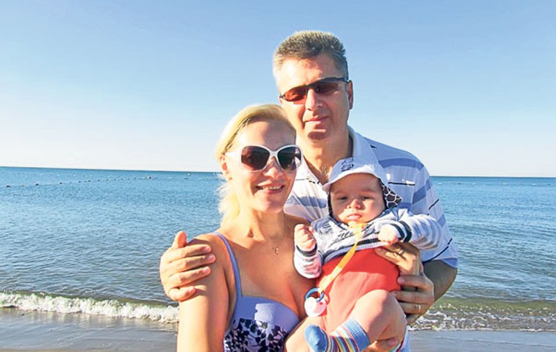 Gabi Firea şi Pandele, cu fiul în Antalya