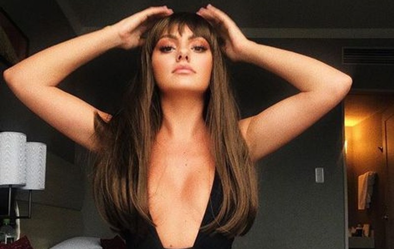 VIDEO/ Alexandra Stan stă mai mult în America, dar promovează litoralul românesc. „Multe țări care nu au ce-avem noi sunt superpromovate”