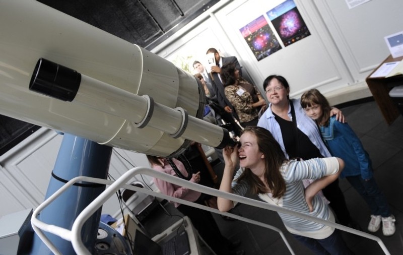 Cel mai modern observator astronomic din ţară a fost inaugurat la Galaţi