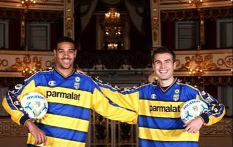 FOTBAL INTERNAȚIONAL / Un super fotbalist, fost coleg cu Adrian Mutu, ^riscă 25 de ani de închisoare!