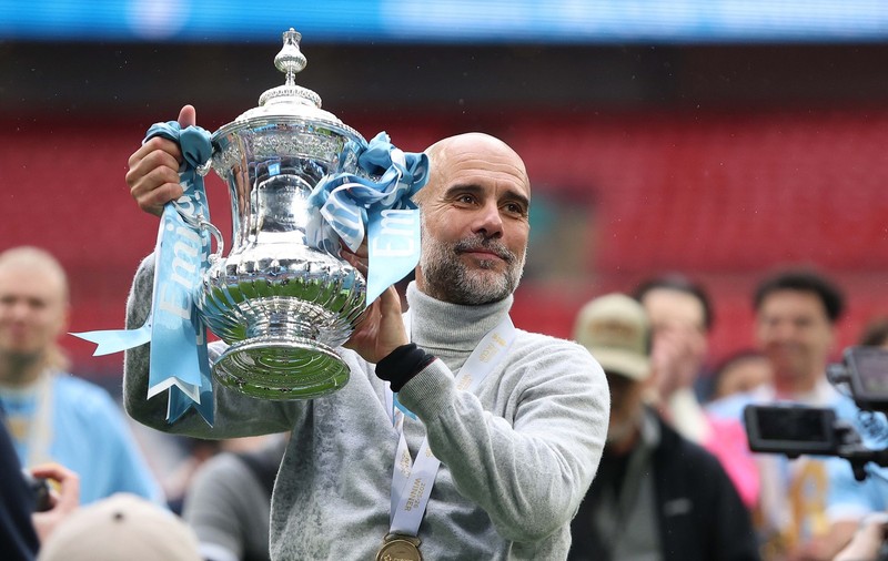 Pep Guardiola pleacă de la Manchester City, după zece ani plini de trofee