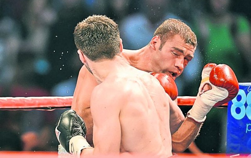 Lucian Bute, băgat în ghips!