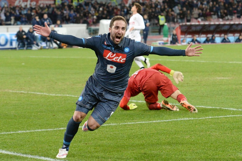 Gonzalo Higuain a marcat golul calificării în semifinalele Cupei Italiei. FOTO: EPA