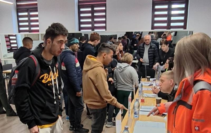 Rata șomajului în România a fost sub 3% în luna decembrie 2023. Categoriile de vârstă în care se înregistrează cei mai mulți șomeri
