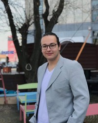 „[Petcu] întreabă niște chestii și așteaptă răspuns de la noi doar ca să ne arate cât de proști suntem." spune David Burlaca. Foto: arhiva personală