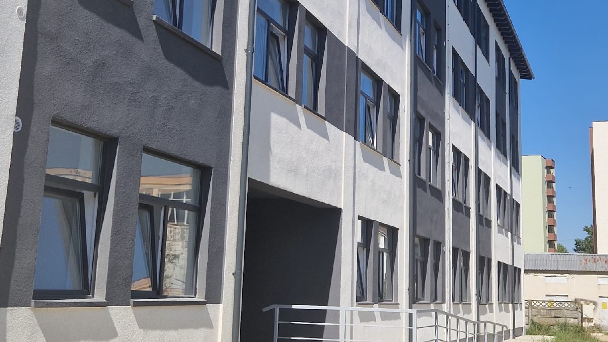 Clădire de locuințe sociale în Pitești