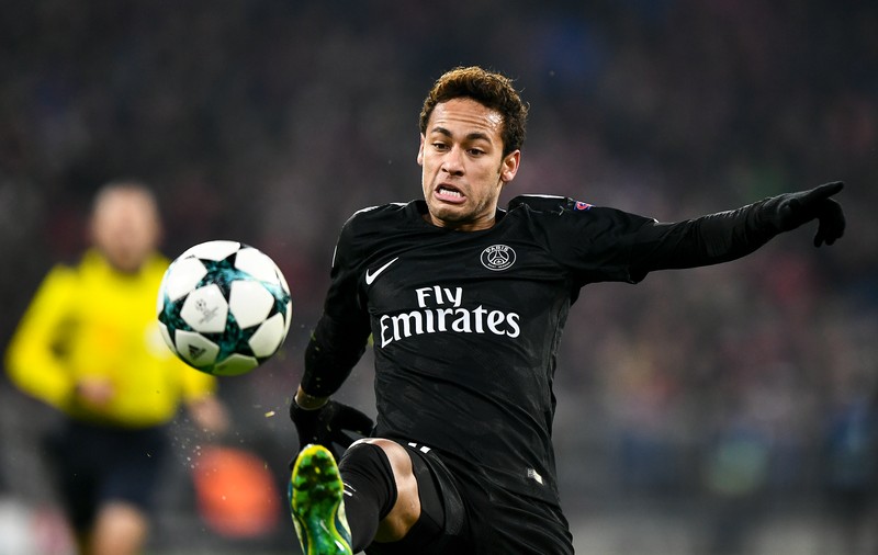Neymar, fotbalistul lunii decembrie în Franţa