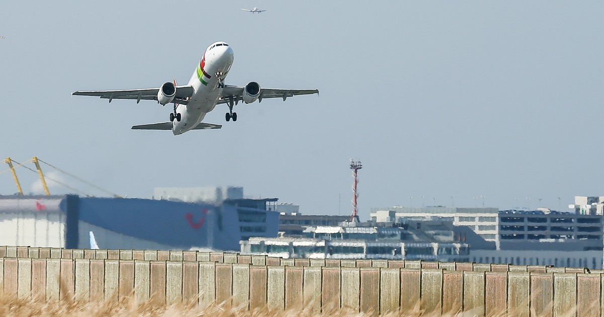 femeie jefuită de un politist italian pe aeroportul timisoara