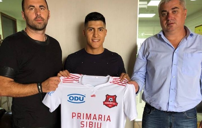 Nou-promovatele continuă transferurile. Dunărea aduce un fost stelist, la Sibiu a ajuns un jucător de națională