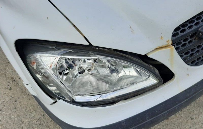 Copil de şase ani, accidentat grav în localitatea Livadia din Hunedoara. Rudele s-au răzbunat pe şofer şi au atacat ambulanţa