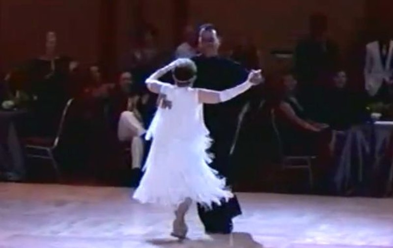 Ea e cea mai talentată bunicuță. Are 94 de ani și dansează quickstep senzațional | VIDEO