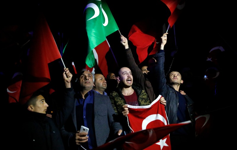 Turcia a suspendat contactele la nivel înalt cu Olanda. Ambasadorul olandez, interzis în Ankara