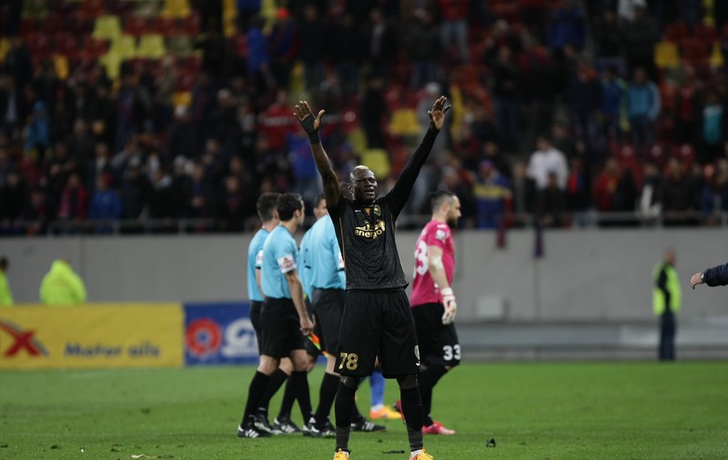 N'Doye râde de Steaua: ”Nu poate, mă jur!” / GALERIE FOTO