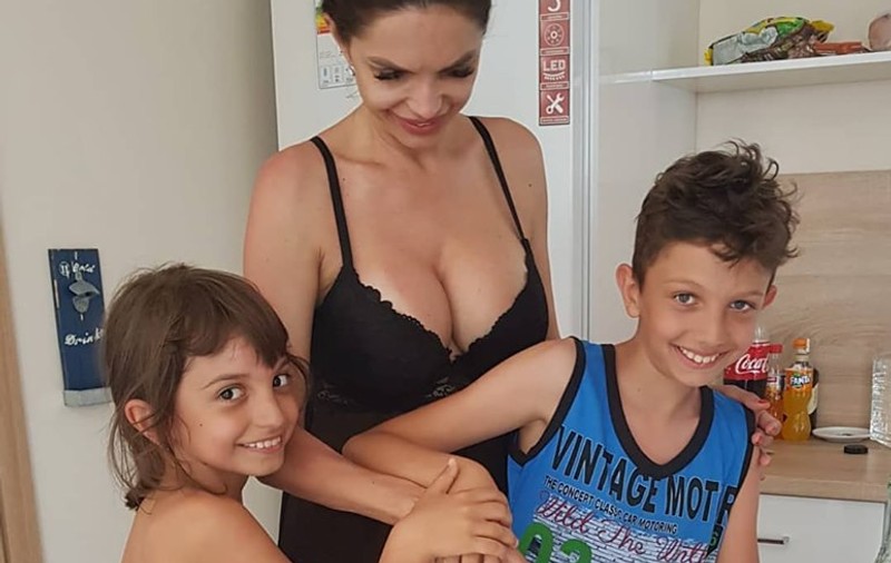 Ce bine se înțelege iubitul Cristinei Spătar cu copiii acesteia! Imaginea care spune tot