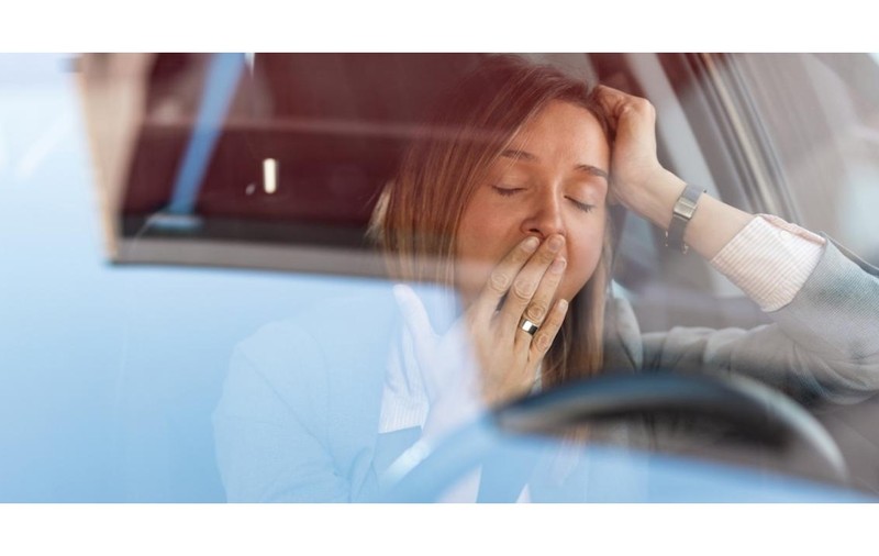 Cum poate apneea în somn să îți crească riscul de accidente auto
