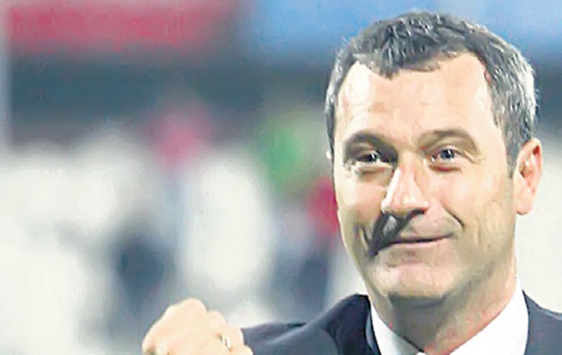 ŞOC LA PETROLUL! Rednic PLEACĂ LA STANDARD LIEGE!