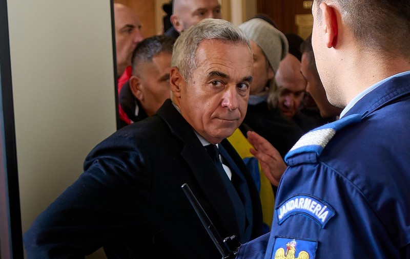 Planul lui Călin Georgescu, dacă nu va fi lăsat să candideze la alegerile prezidențiale 2025: el premier și președinte un om de-al lui