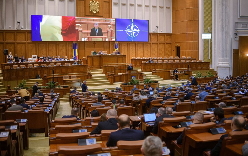 O greșeală: disprețuirea Parlamentului