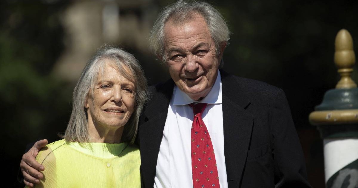 Remo Girone și Victoria Zinni, la Hotelul Excelsior în cadrul celei de-a 78-a ediții a Festivalului Internațional de Film de la Veneția, pe 8 septembrie 2021.