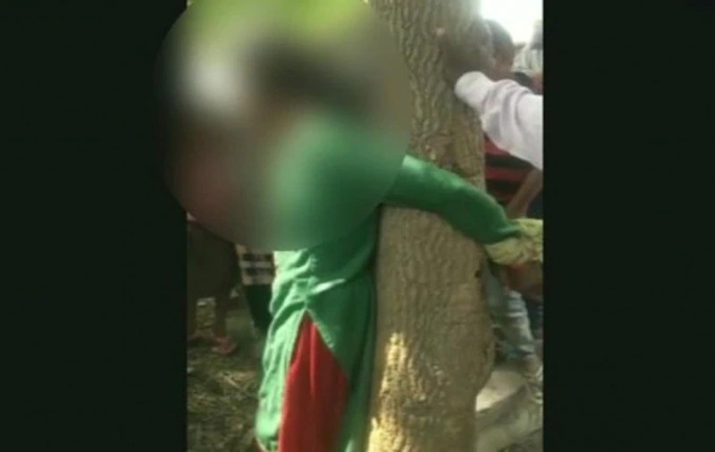 O femeie care a fost bănuită că ar fi vrut să fure copii a fost aspru pedepsită. S-a lăsat cu arestări