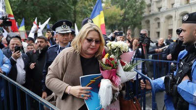 Diana Șoșoacă la Parchetul General. Foto Dumitru Angelescu