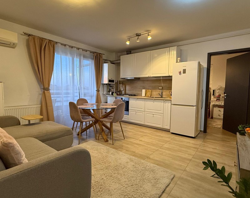 Imagini cu casa în care locuiește Deea Maxer. A scos apartamentul la vânzare: „E momentul să facem o schimbare”