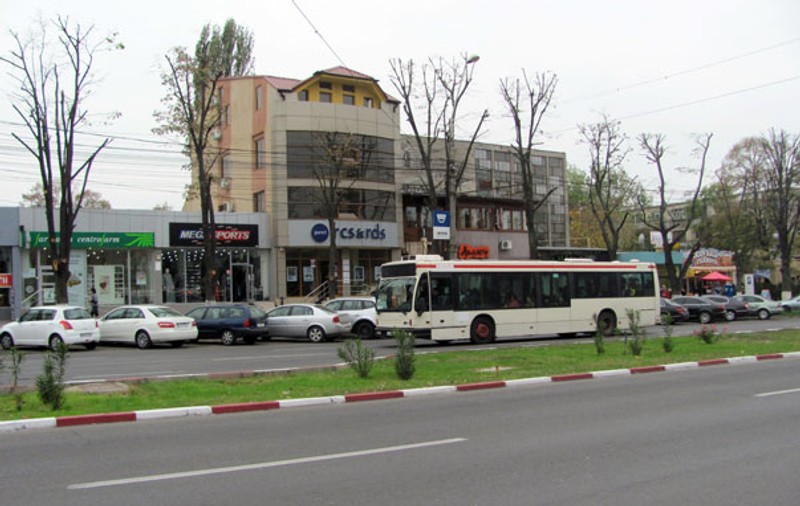 Nereguli la RATB! 3.000.000 € pe mâncare, relaxare şi sport din banii călătorilor!