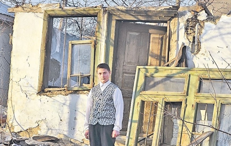 Se roagă să iasă Gigi Becali din puşcărie, ca să aibă iar de mâncare