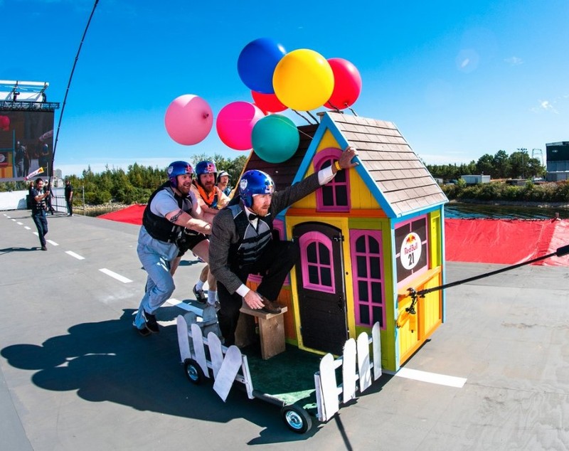 Red Bull Flugtag, competiția mașinăriilor zburătoare și a piloților neînfricați, vine în septembrie la București