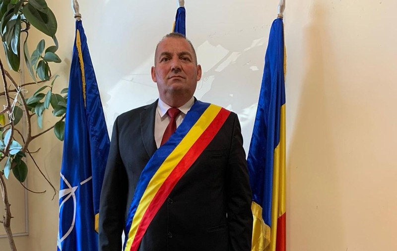 Primul referendum pentru demiterea unui primar are loc astăzi în comuna Dumbrăviţa, din Brașov