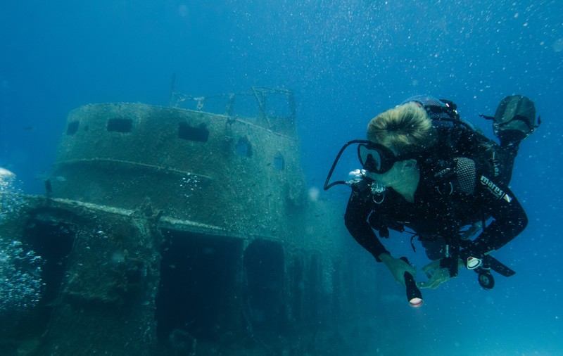 Cele mai bune experiențe de scuba diving din Malta și Gozo: Descoperă paradisul subacvatic al Mediteranei