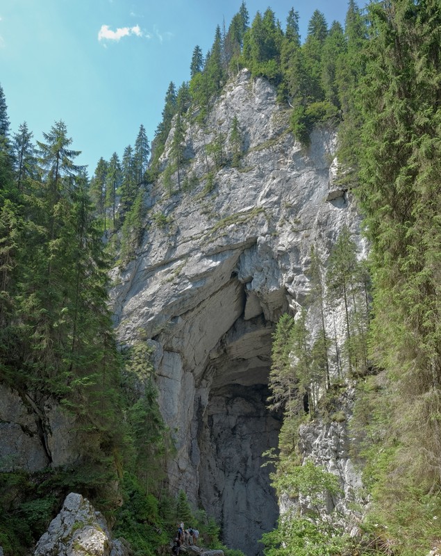 Peșteri din România - cele mai frumoase peșteri care merită explorate