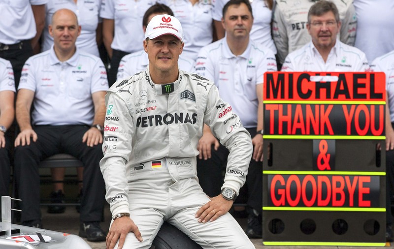 Ipoteză devastatoare în privința lui Michael Schumacher. Moare încet, dar sigur!