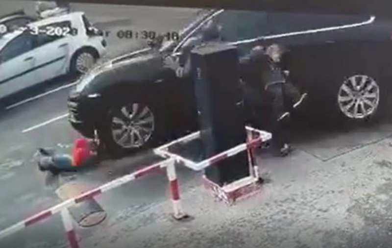 VIDEO | Imagini șocante. Accident teribil, în Popești Leordeni. Un șofer a lovit în plin doi copii și un bărbat